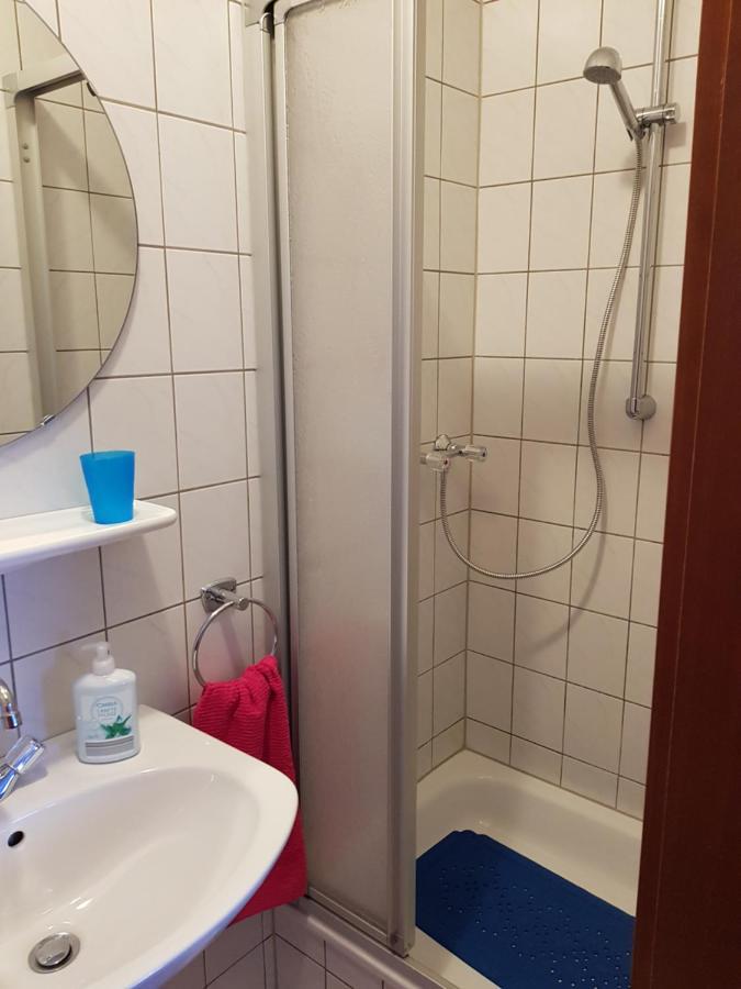 Apartament Weingut Helmut Barzen Zell an der Mosel Zewnętrze zdjęcie