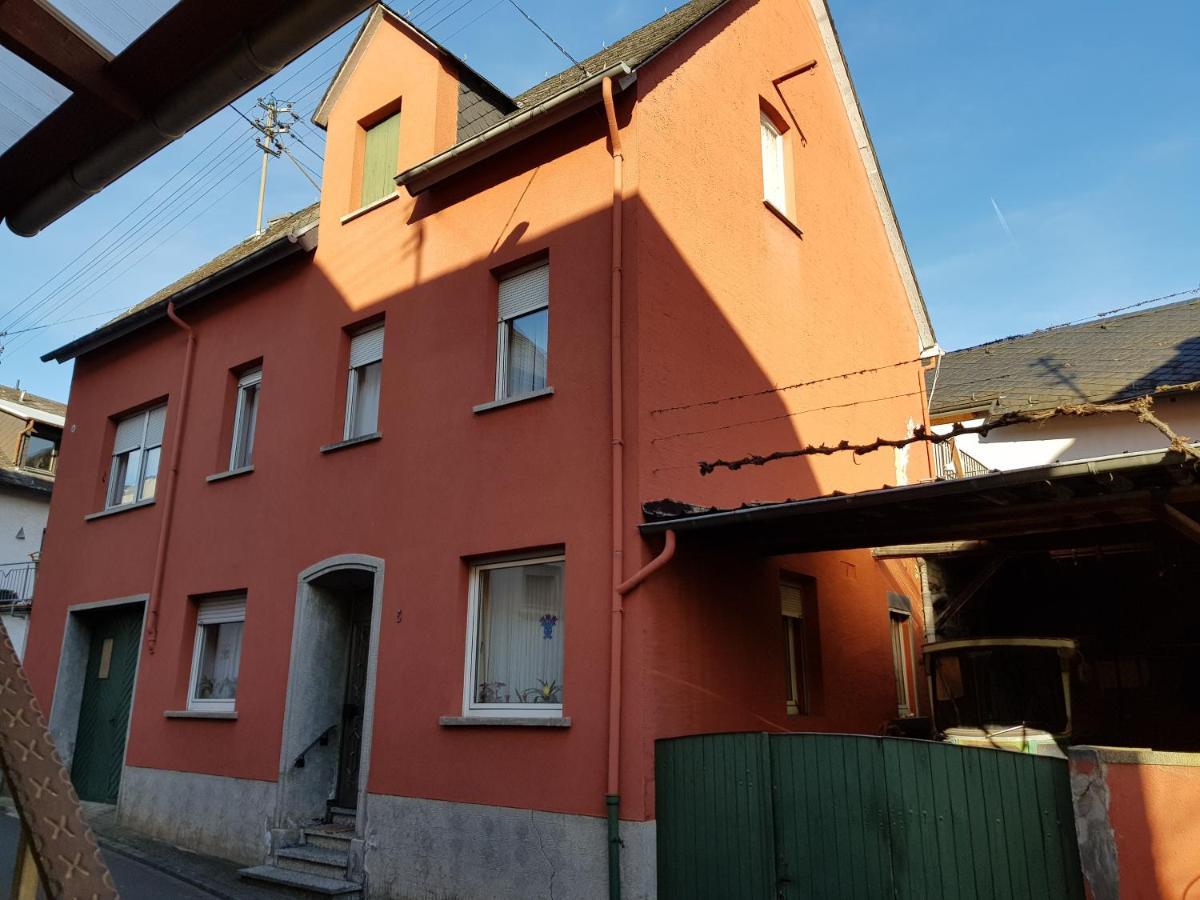Apartament Weingut Helmut Barzen Zell an der Mosel Zewnętrze zdjęcie