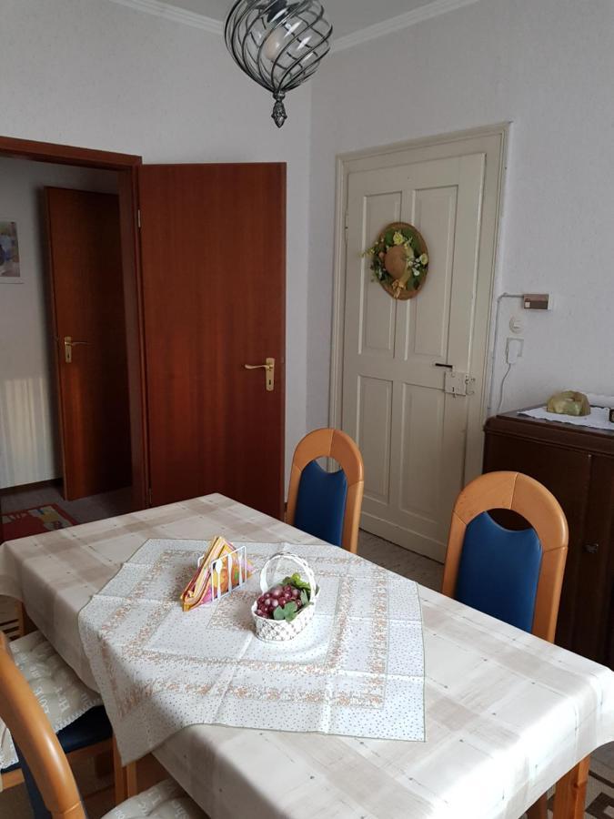 Apartament Weingut Helmut Barzen Zell an der Mosel Zewnętrze zdjęcie