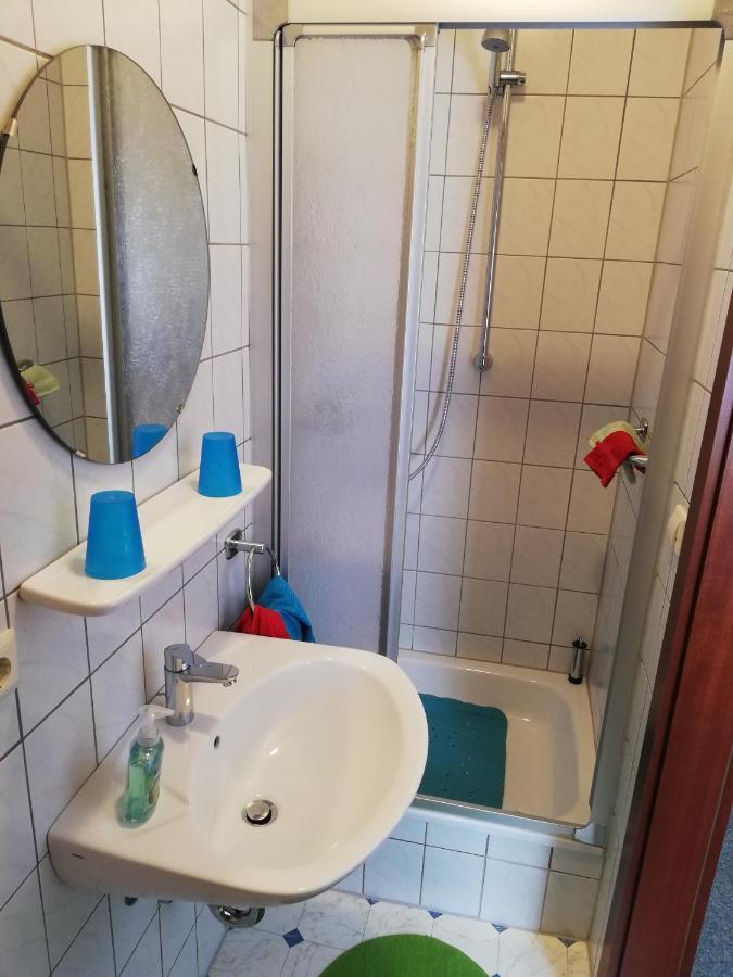 Apartament Weingut Helmut Barzen Zell an der Mosel Zewnętrze zdjęcie